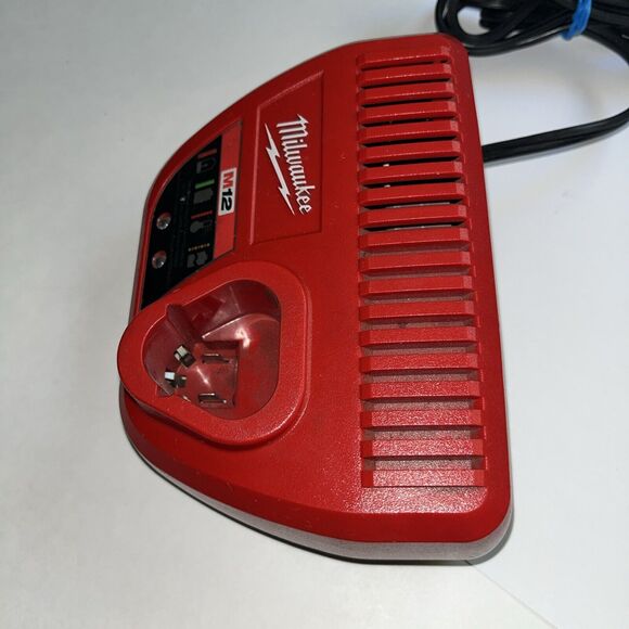 Milwaukee M12 Lithium-ion Battery Charger 48-59-2401 12V 3.0A OEM Genuine Used - Picture 5 of 6